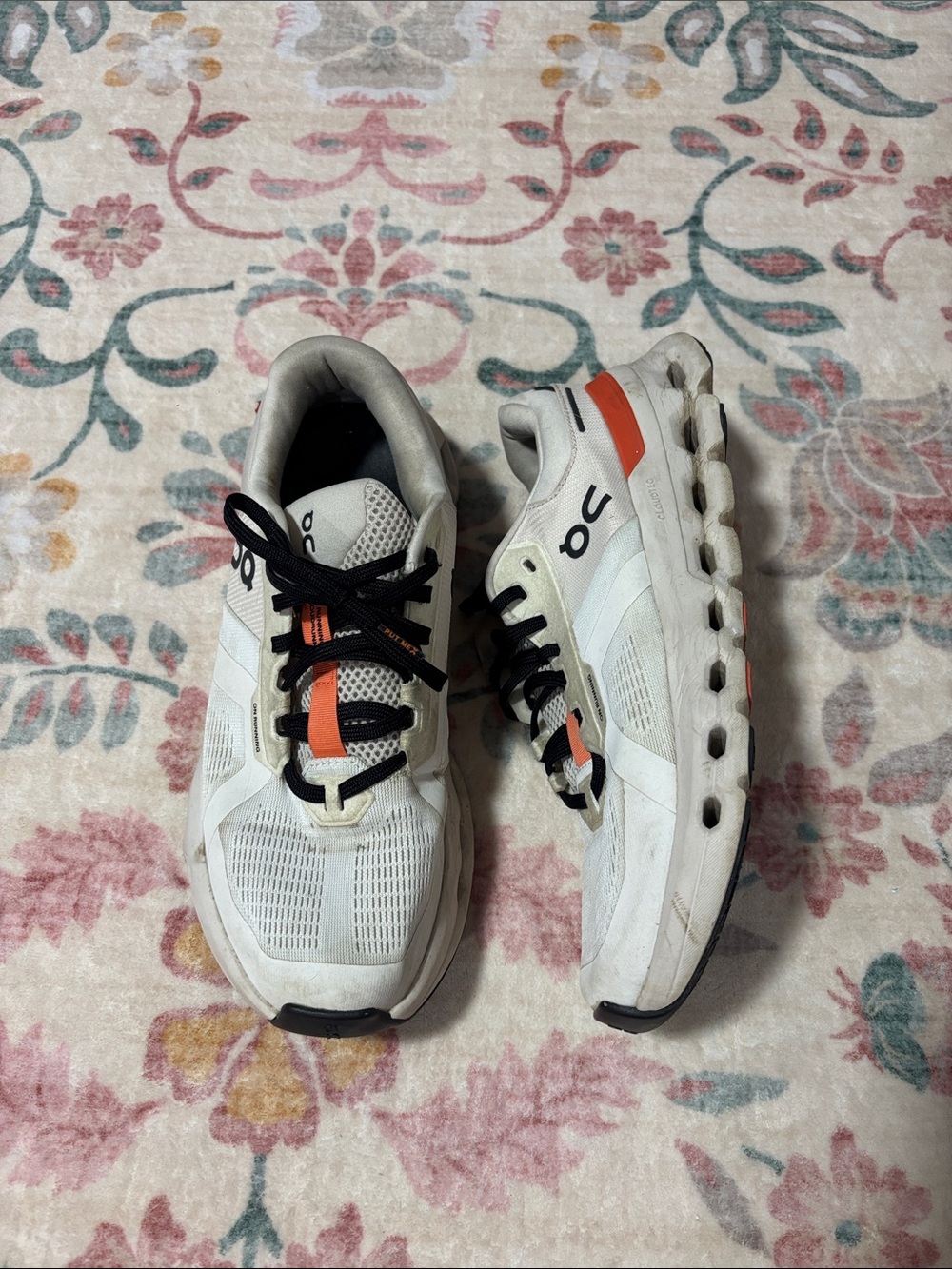 On Running women’s cloudrunner 2